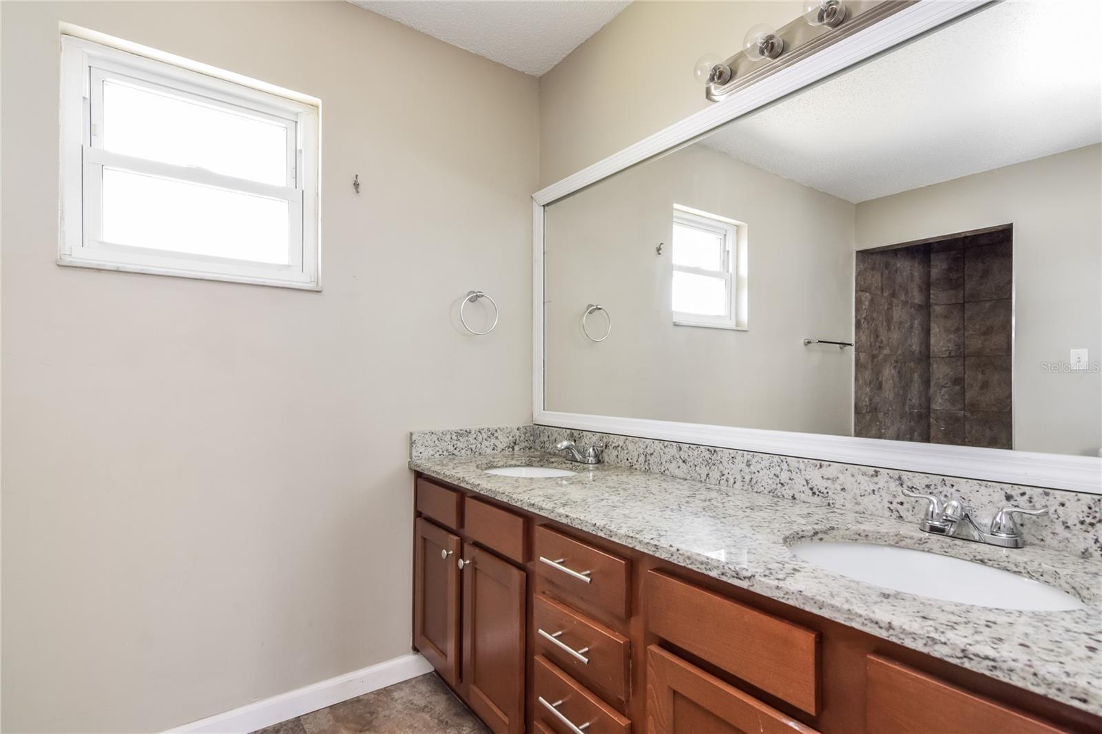 SEVEN SPGS HOMES - Residential Lease