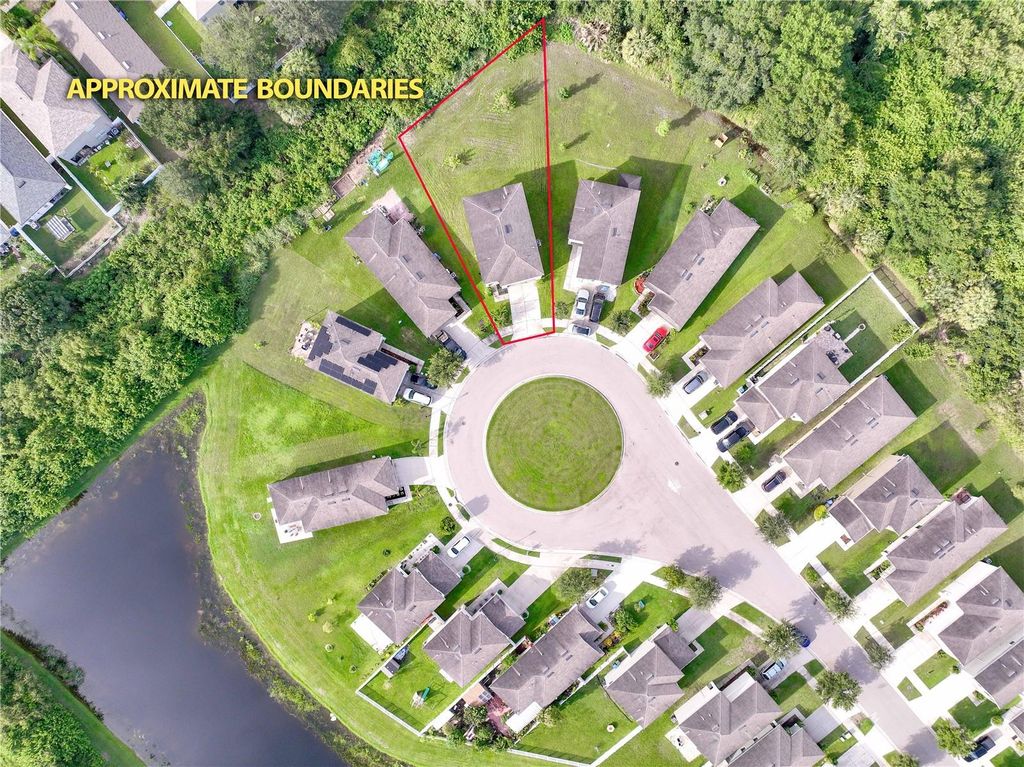 Photo of 11904 Grand Kempston Drive, Gibsonton, FL 33534 (MLS # TB8440511)