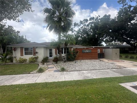 Photo of 6045 71st Avenue N, Pinellas Park, FL 33781 (MLS # TB8434013)
