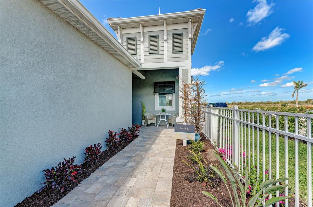 Photo of 264 Van Gogh Cove, Bradenton, FL 34212 (MLS # A4641341)