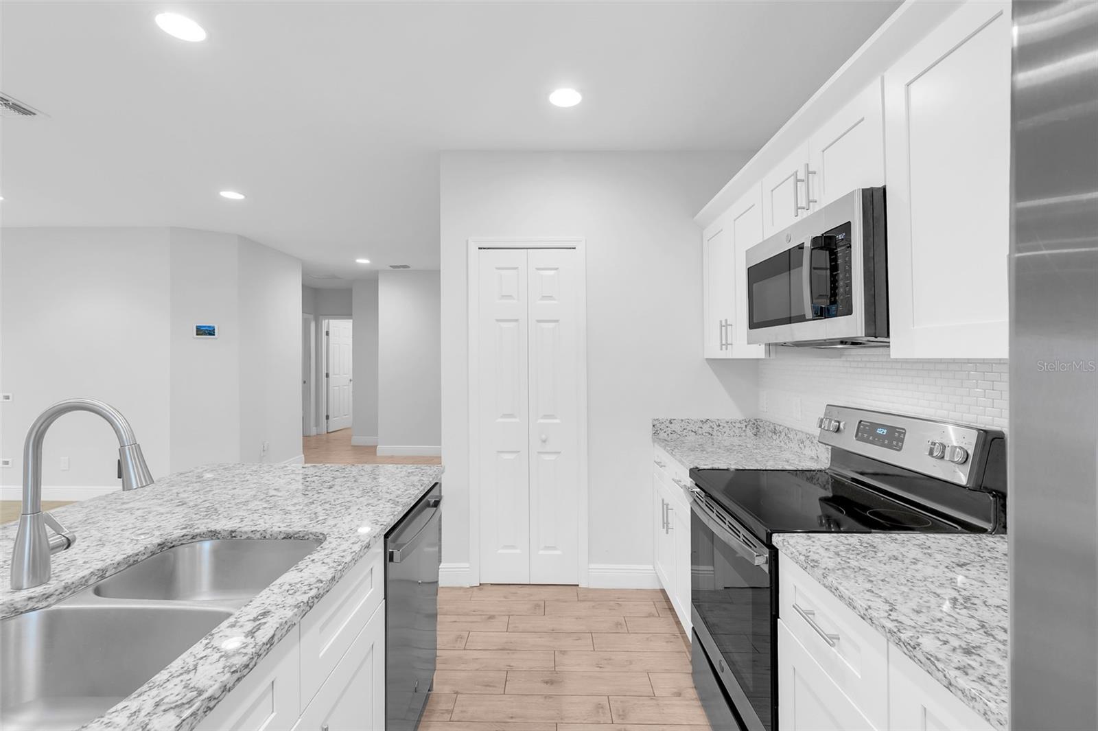 SAXON RIDGE PH 02-B - Residential