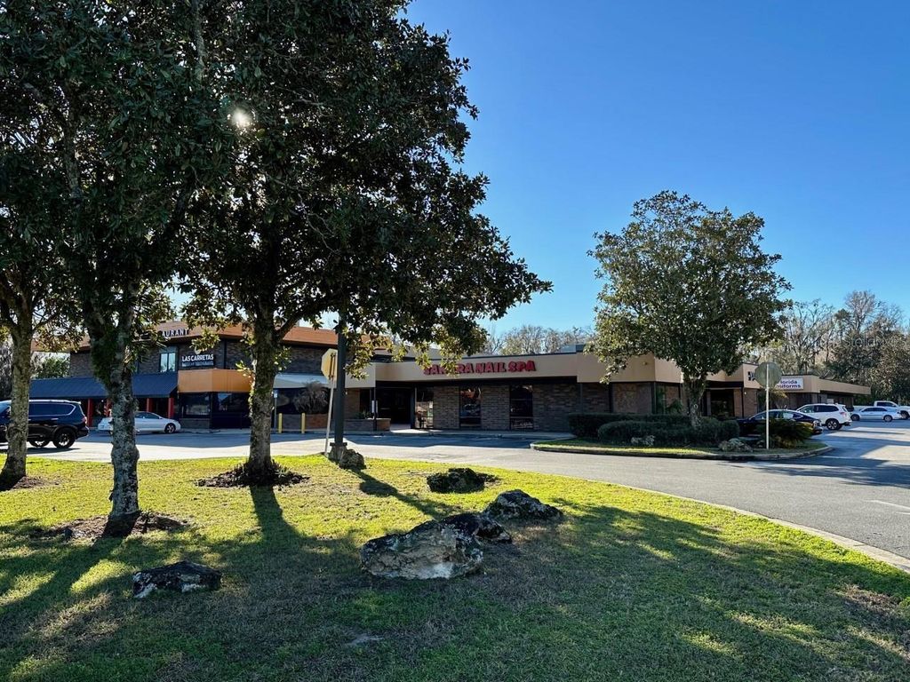 Photo of 3501 SW 2nd Avenue #M/N, Gainesville, FL 32607 (MLS # GC538159)