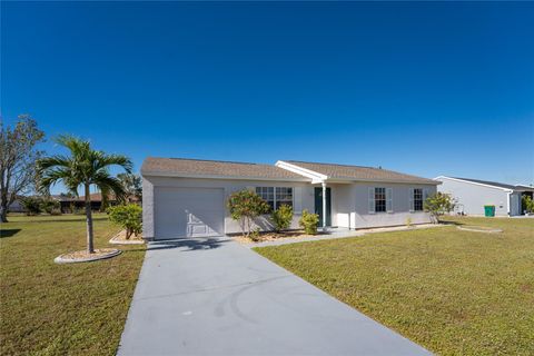 A home in PORT CHARLOTTE