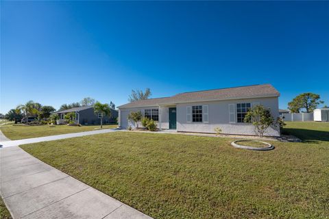 A home in PORT CHARLOTTE