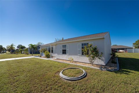 A home in PORT CHARLOTTE