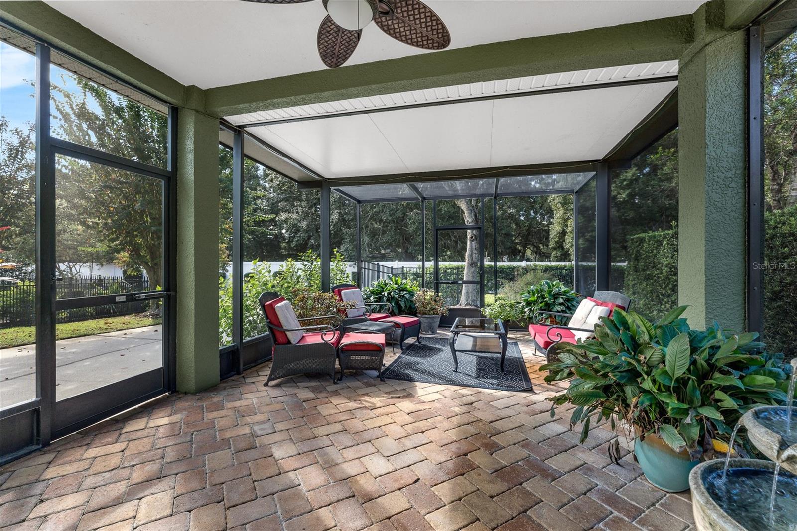 WINTER OAKS - Residential