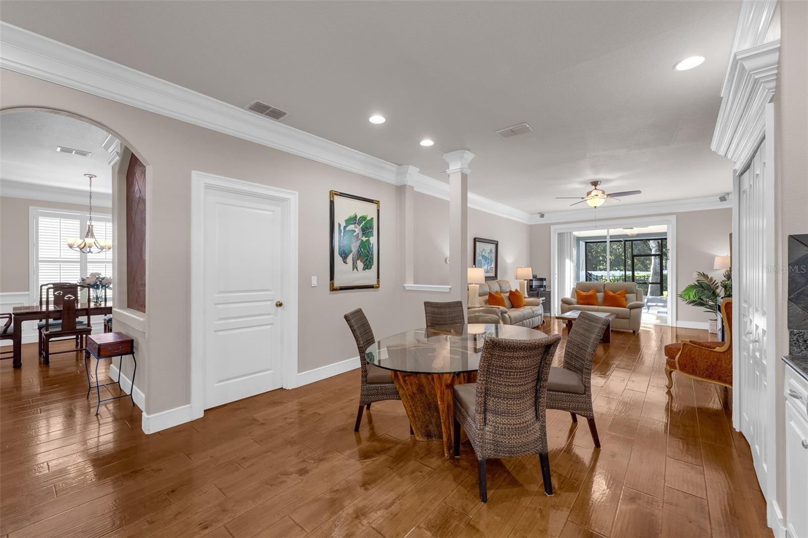 WINTER OAKS - Residential