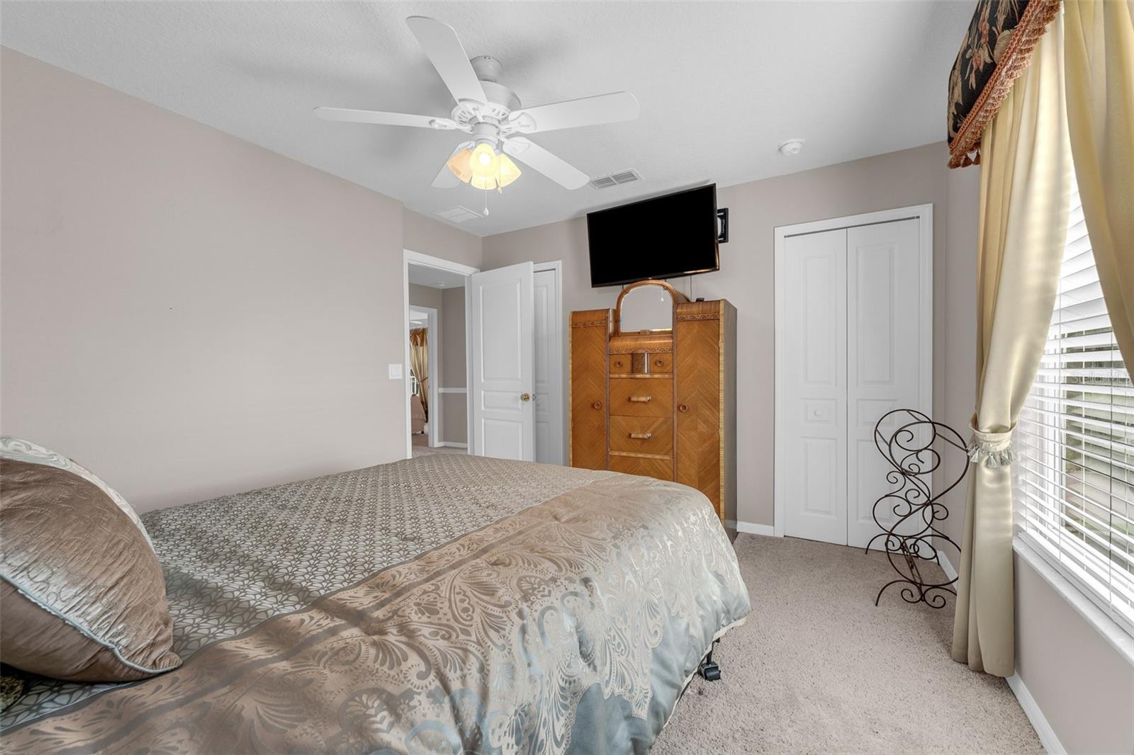 WINTER OAKS - Residential