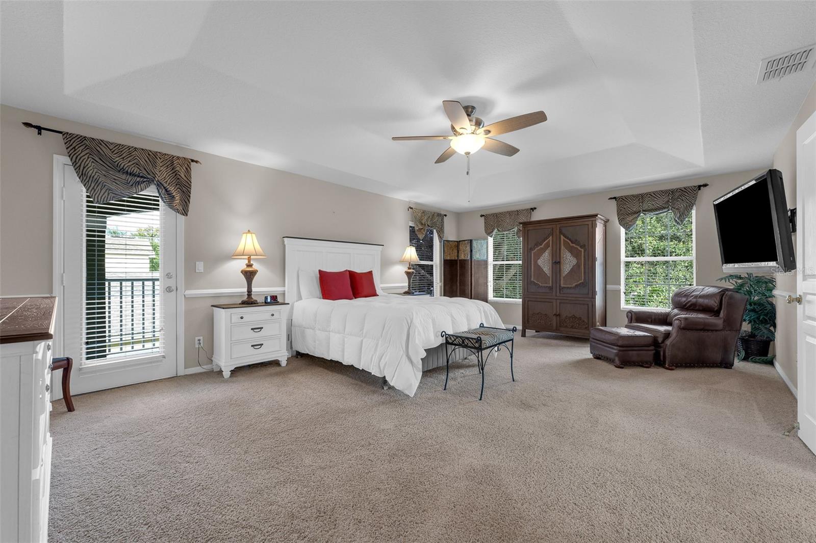 WINTER OAKS - Residential