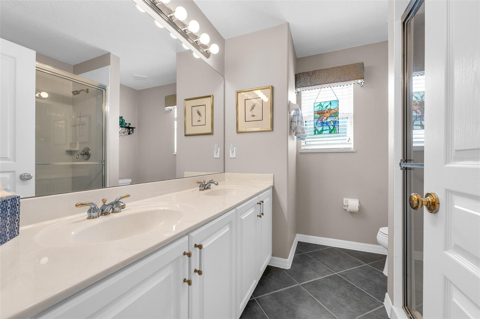 WINTER OAKS - Residential