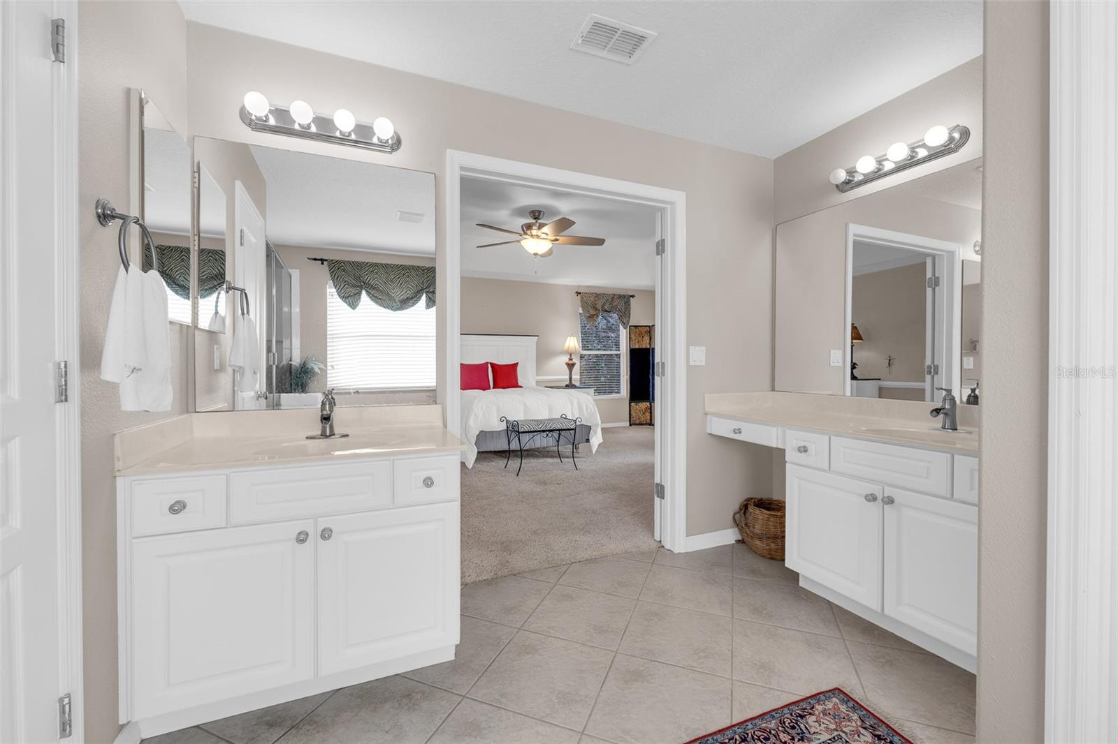 WINTER OAKS - Residential