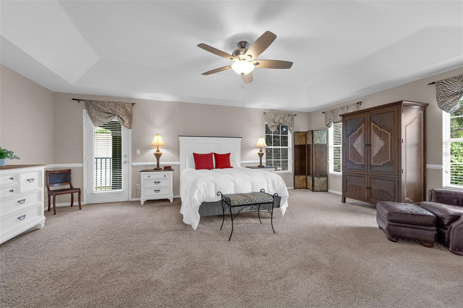 WINTER OAKS - Residential