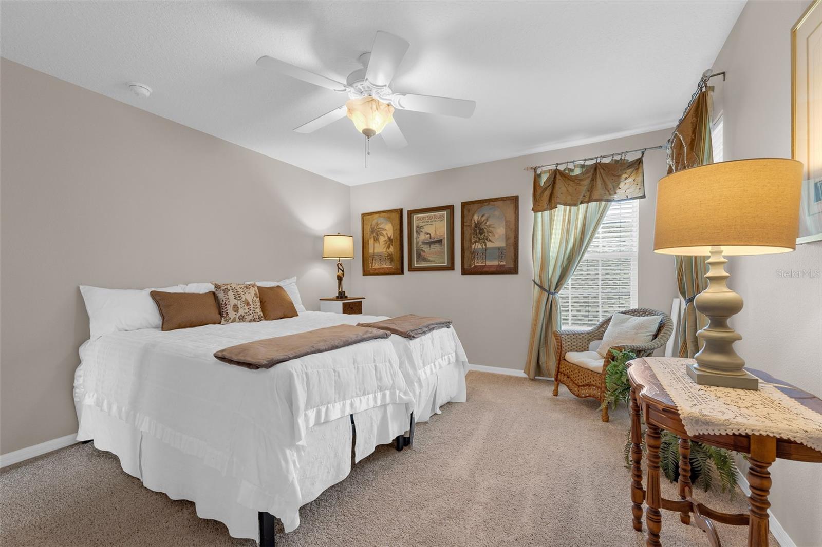 WINTER OAKS - Residential