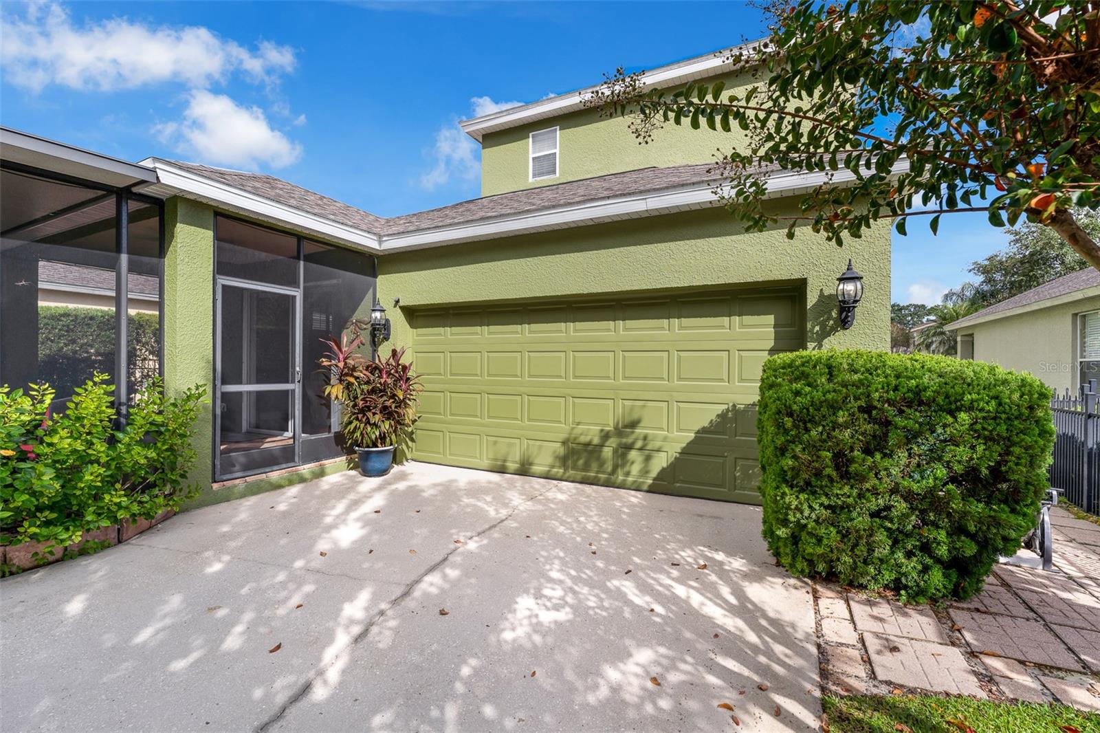 WINTER OAKS - Residential