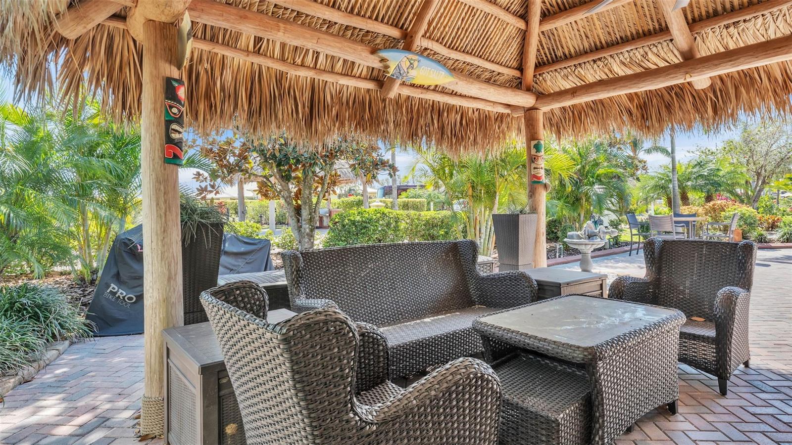 BAY LAKE RESIDENCE - Land