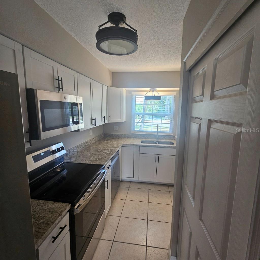 COLONIAL TWNHSE APTS PH I - Residential