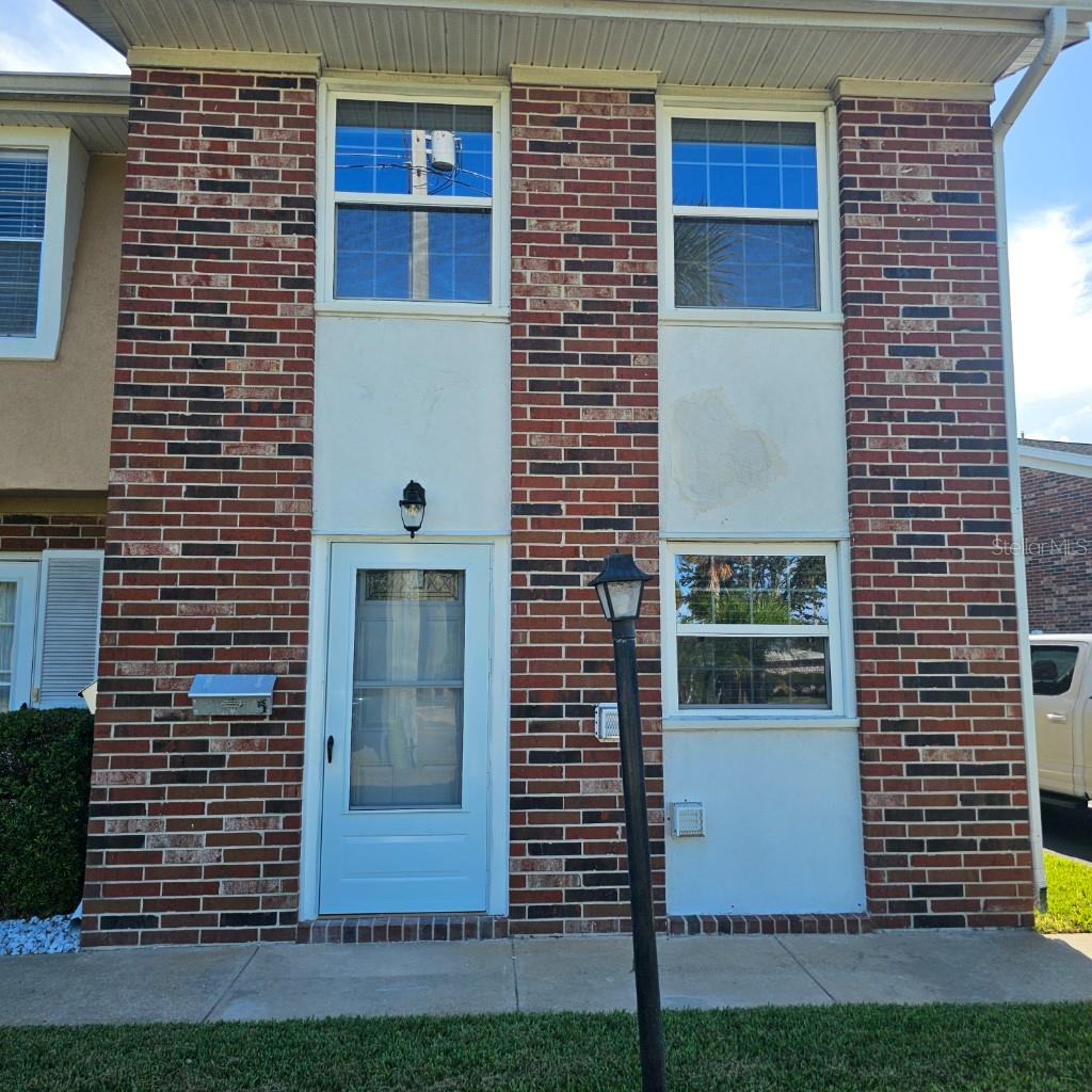 COLONIAL TWNHSE APTS PH I - Residential