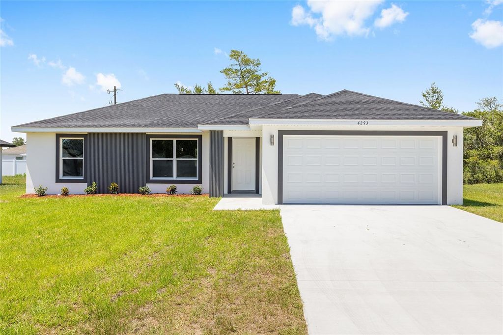 Photo of 13395 SW 106 Street, Dunnellon, FL 34432 (MLS # OM696448)