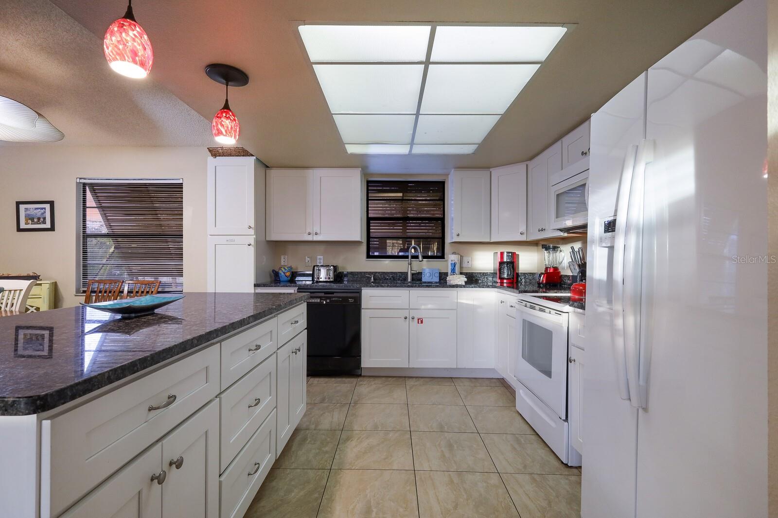 BIMINI BAY COLONY CLUB - Residential