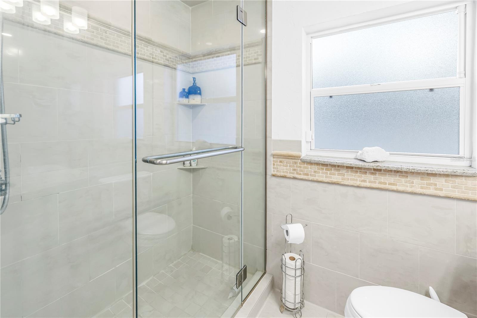 SNELL ISLE BRIGHTWATERS SEC 1 REP - Residential