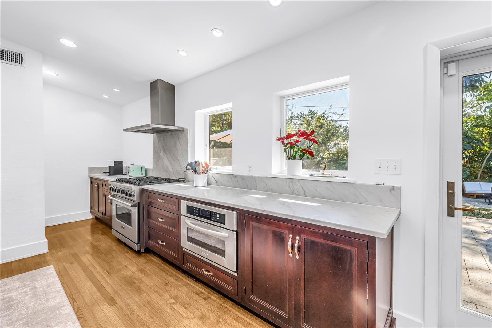 SNELL ISLE BRIGHTWATERS SEC 1 REP - Residential