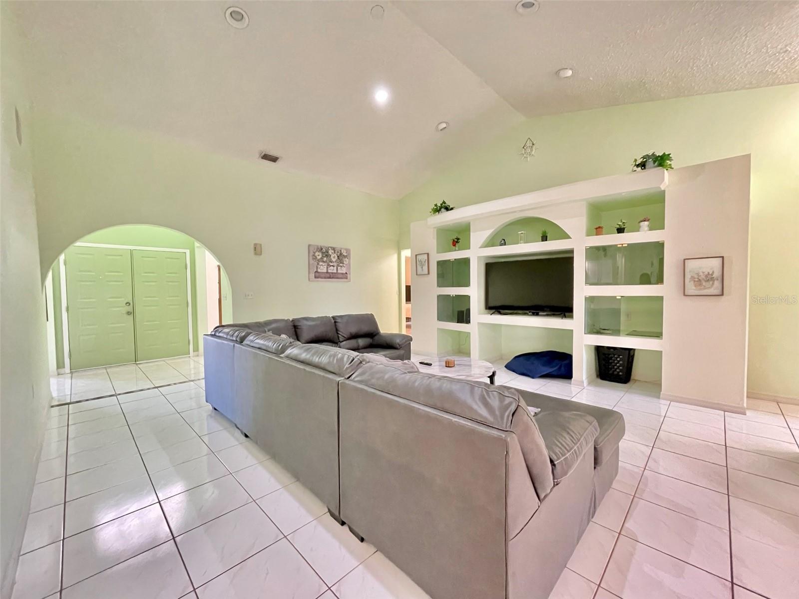 STONEHEDGE - Residential Lease