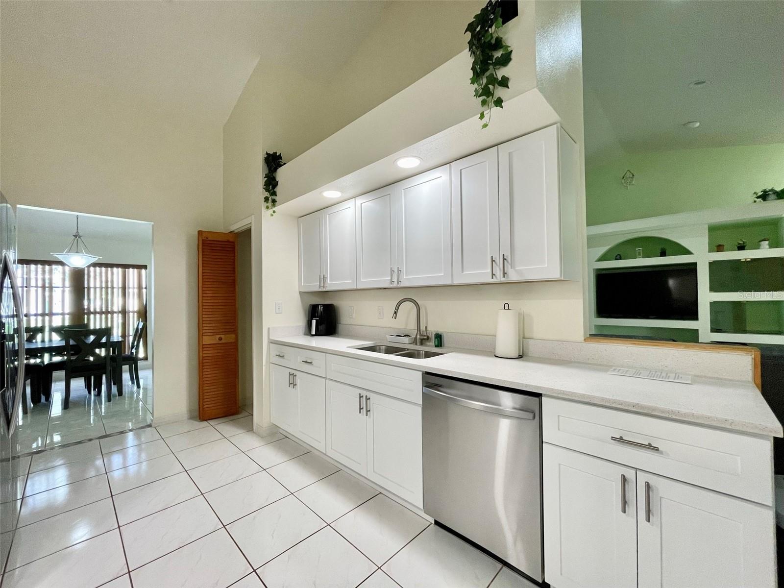 STONEHEDGE - Residential Lease