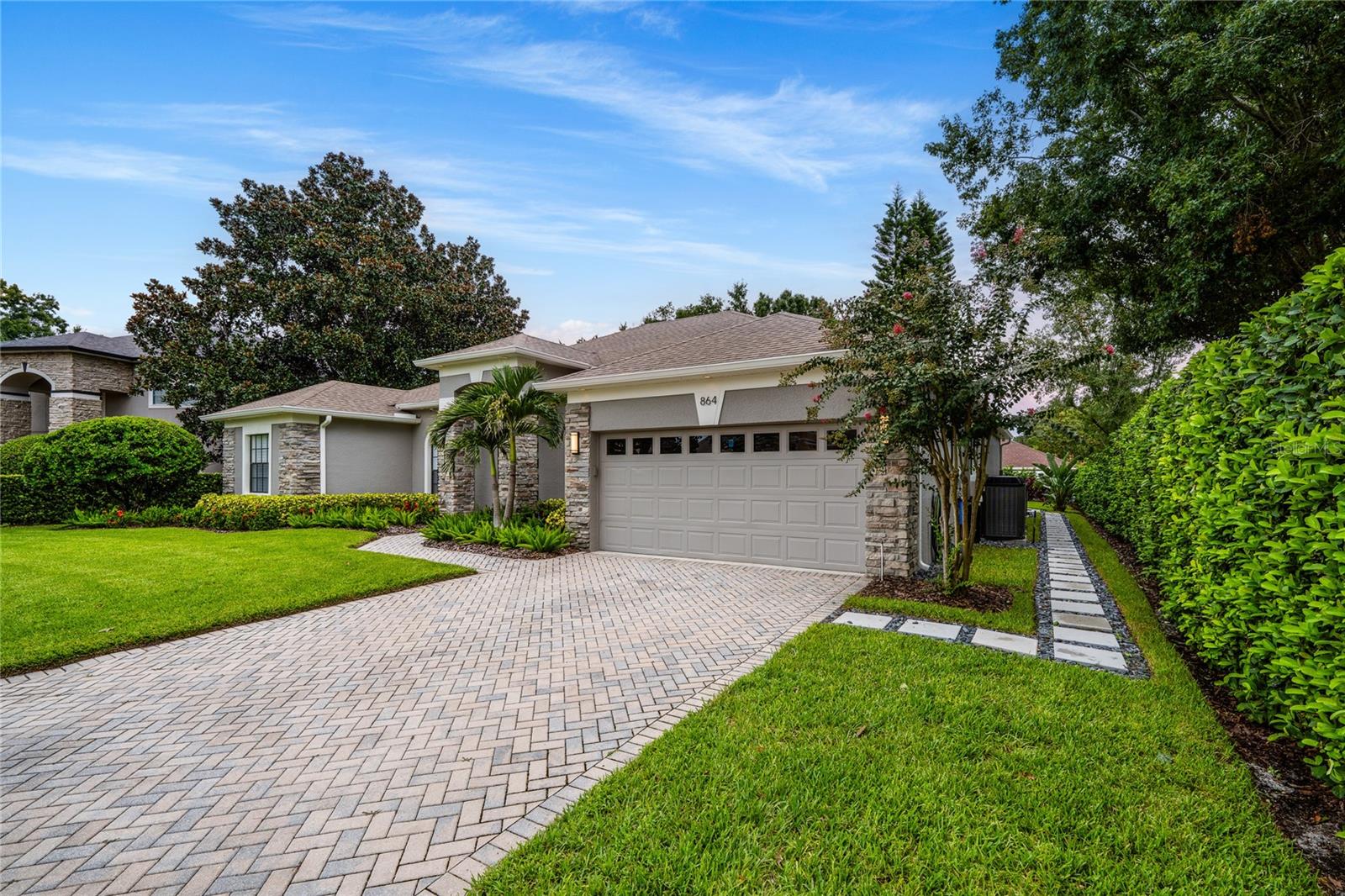 864 BLAIRMONT LANE