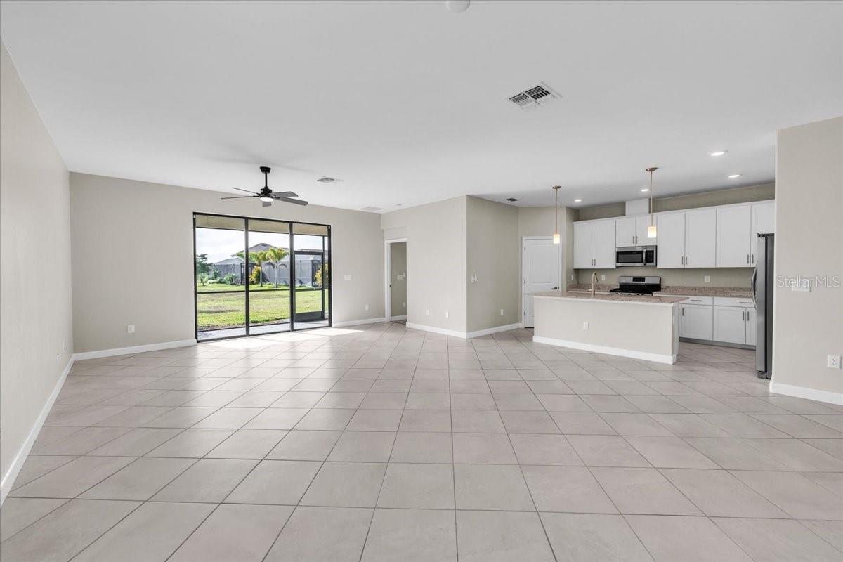 LORRAINE LAKES - Residential Lease