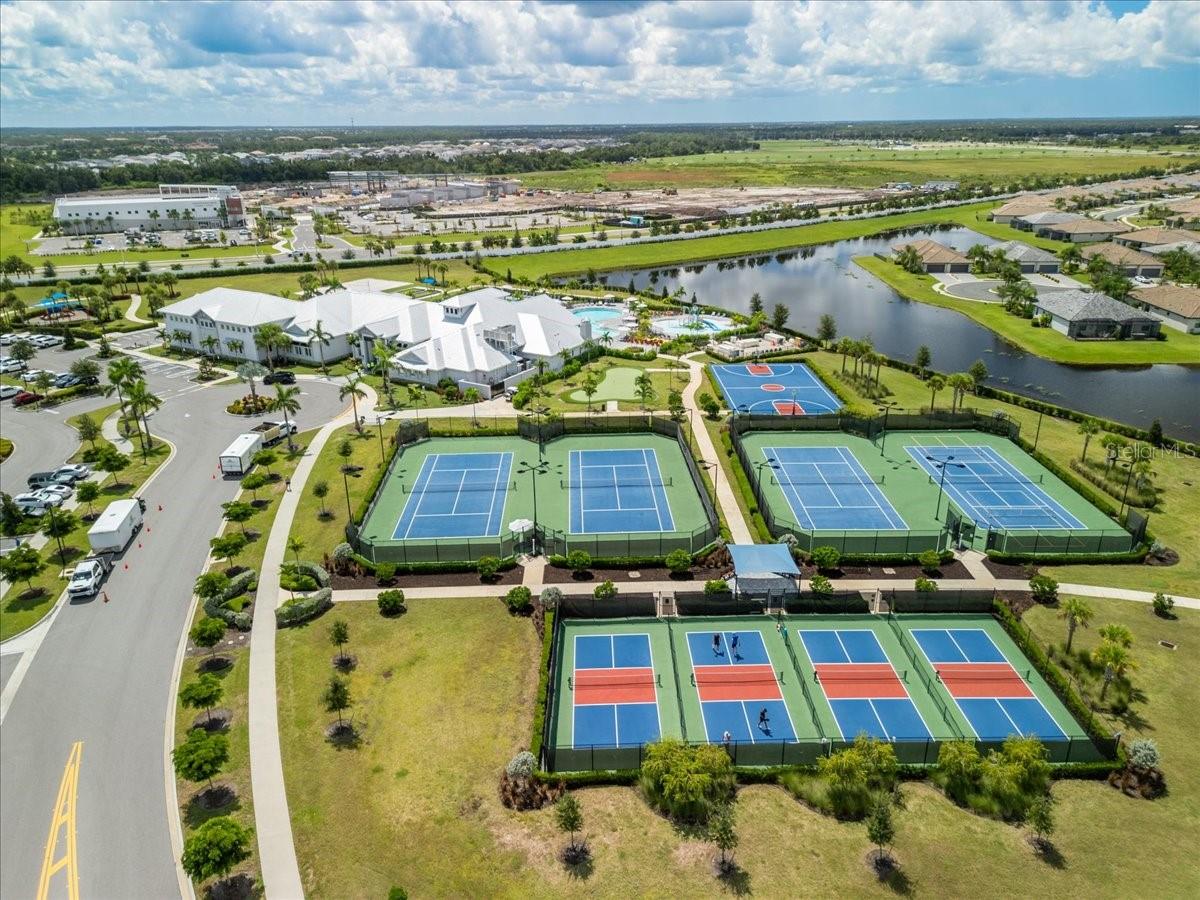 LORRAINE LAKES - Residential Lease