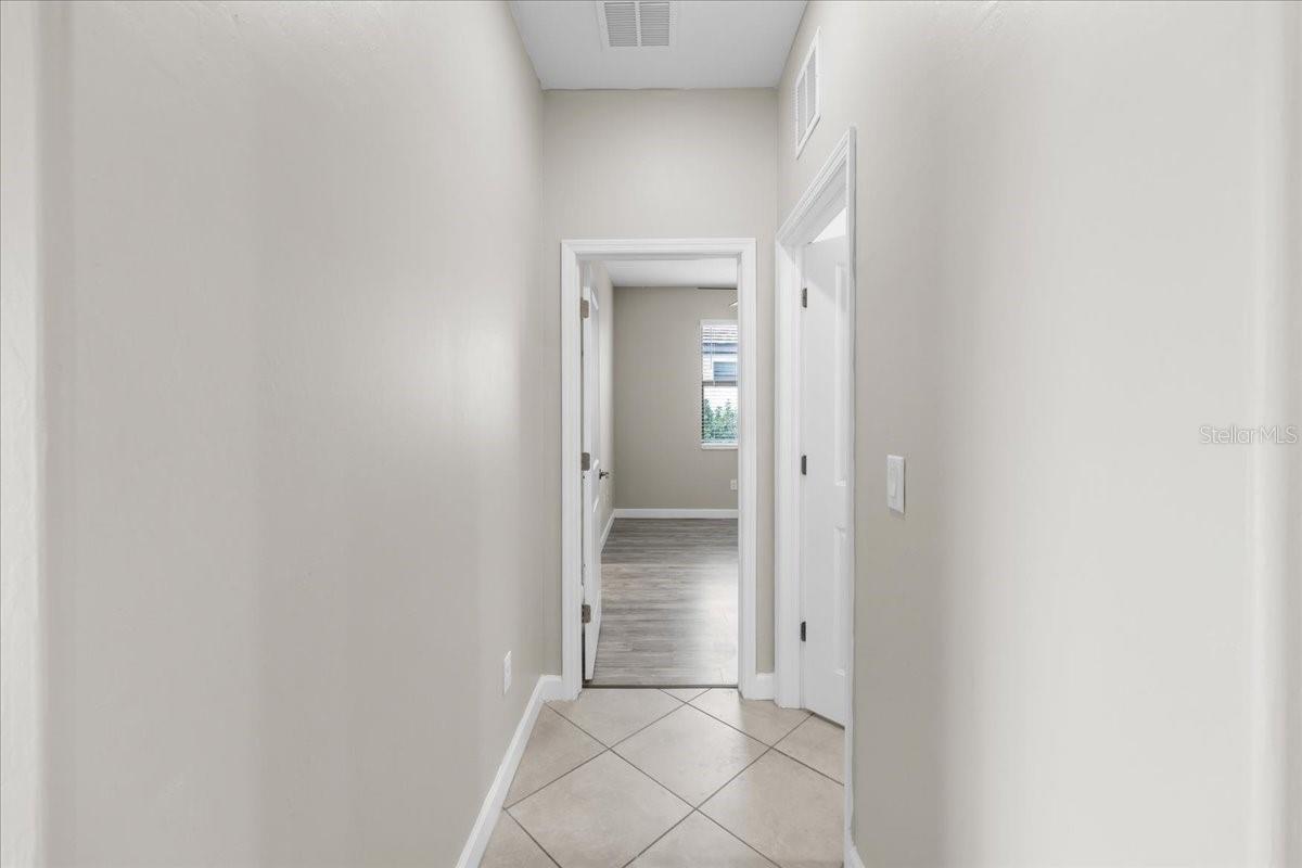 LORRAINE LAKES - Residential Lease