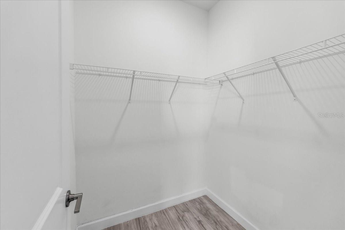 LORRAINE LAKES - Residential Lease