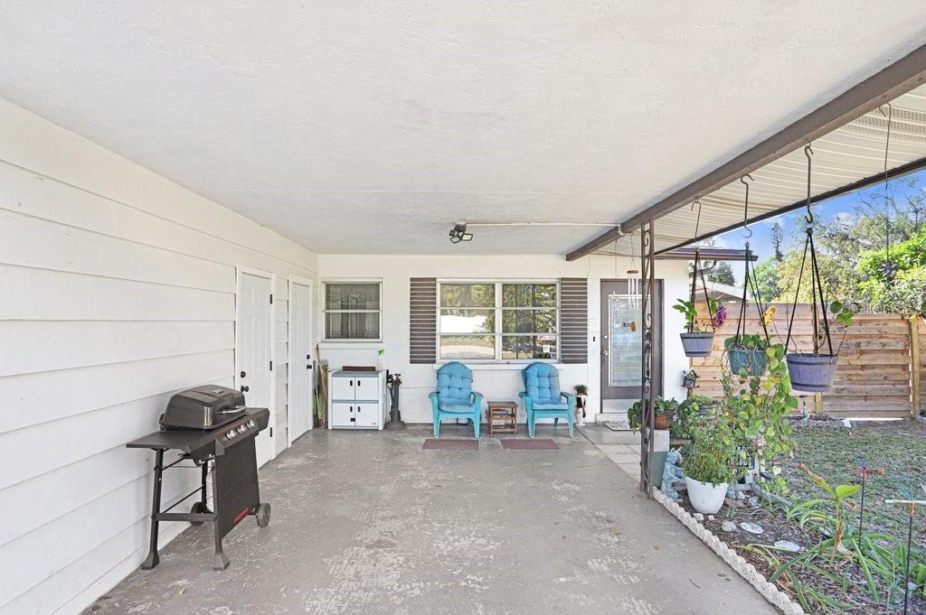 WORNS PARK - Residential Income