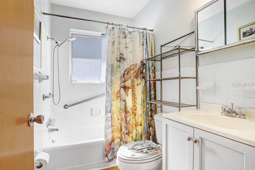 WORNS PARK - Residential Income