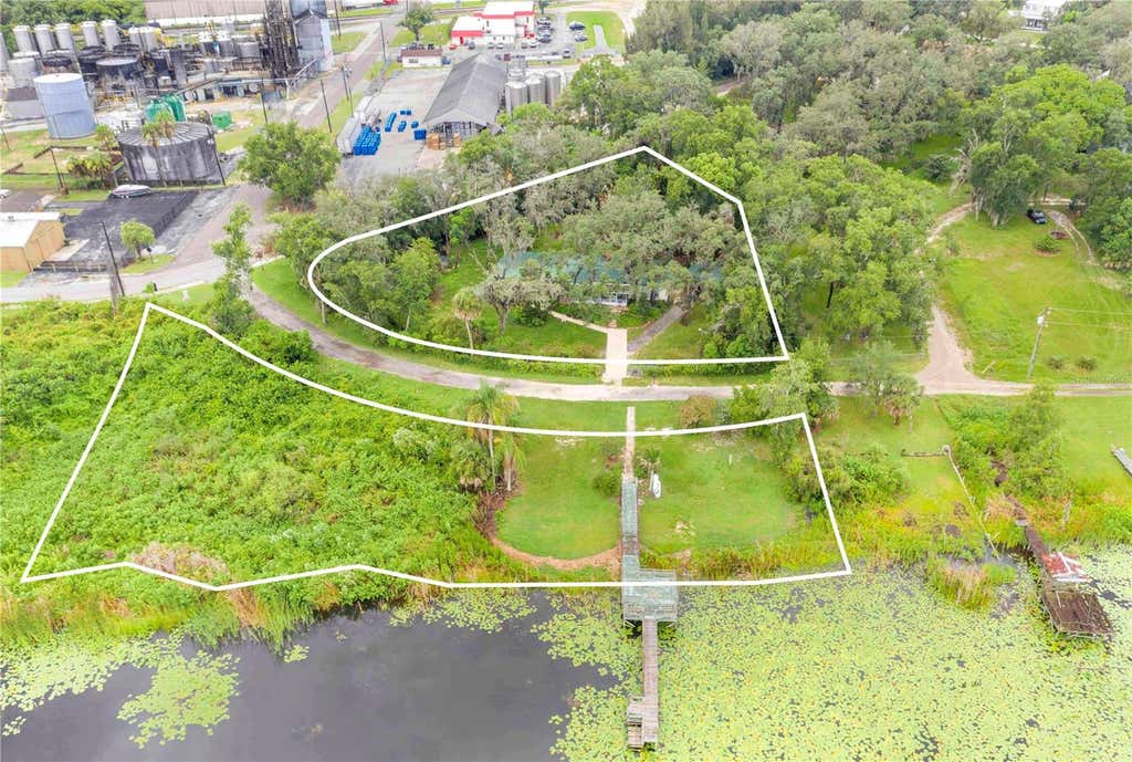 Photo of 490 Twin Lakes Boulevard, Lake Alfred, FL 33850 (MLS # P4939524)