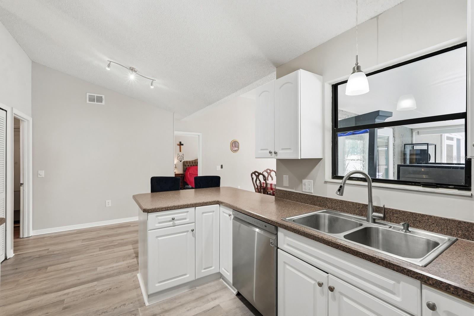 DELTONA LAKES UNIT 38 - Residential