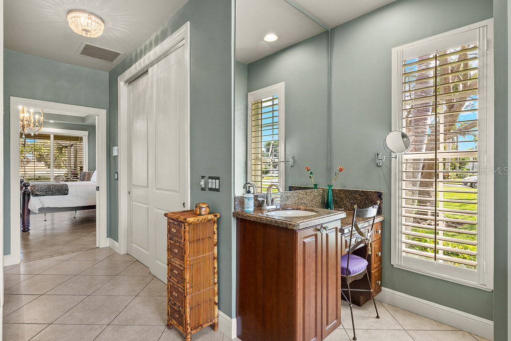 INTRACOASTAL HARBOUR - Residential