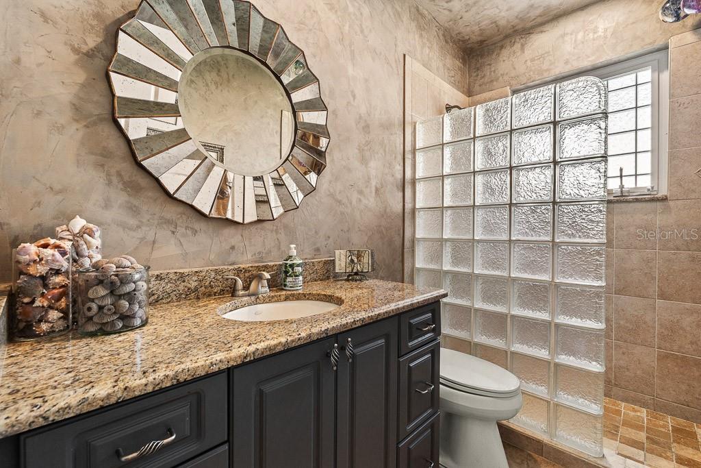 INTRACOASTAL HARBOUR - Residential