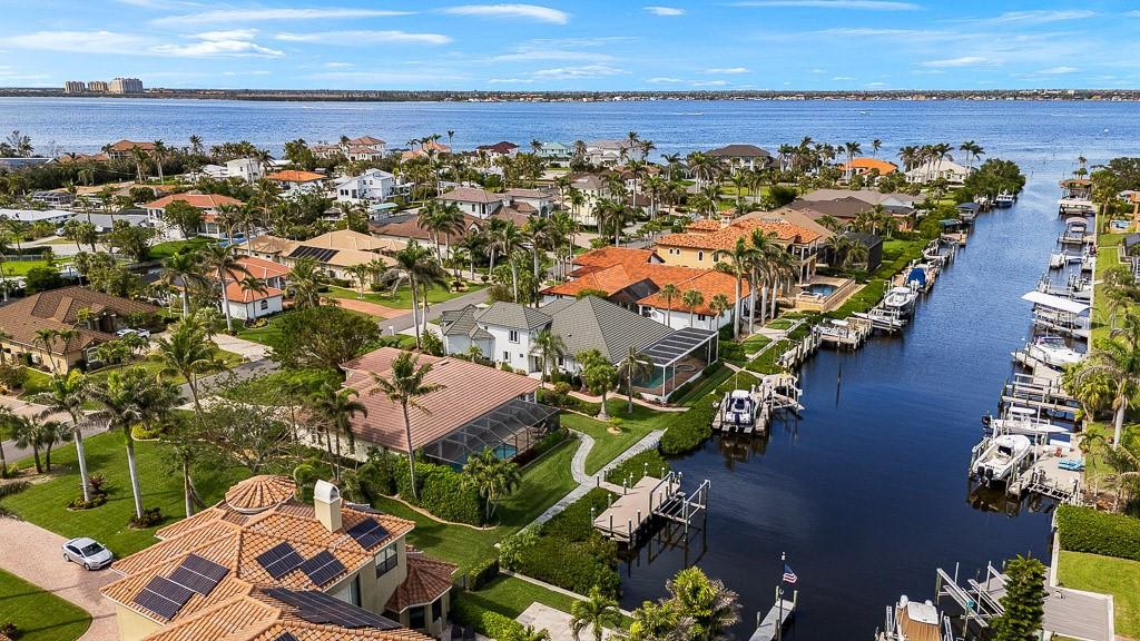 INTRACOASTAL HARBOUR - Residential