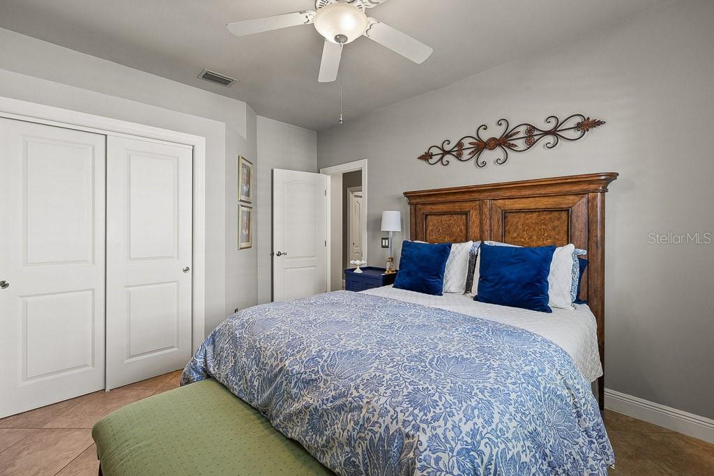 INTRACOASTAL HARBOUR - Residential