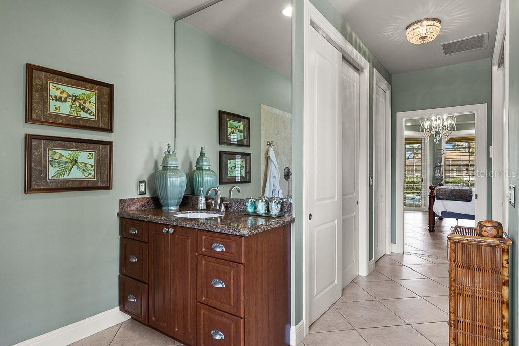 INTRACOASTAL HARBOUR - Residential