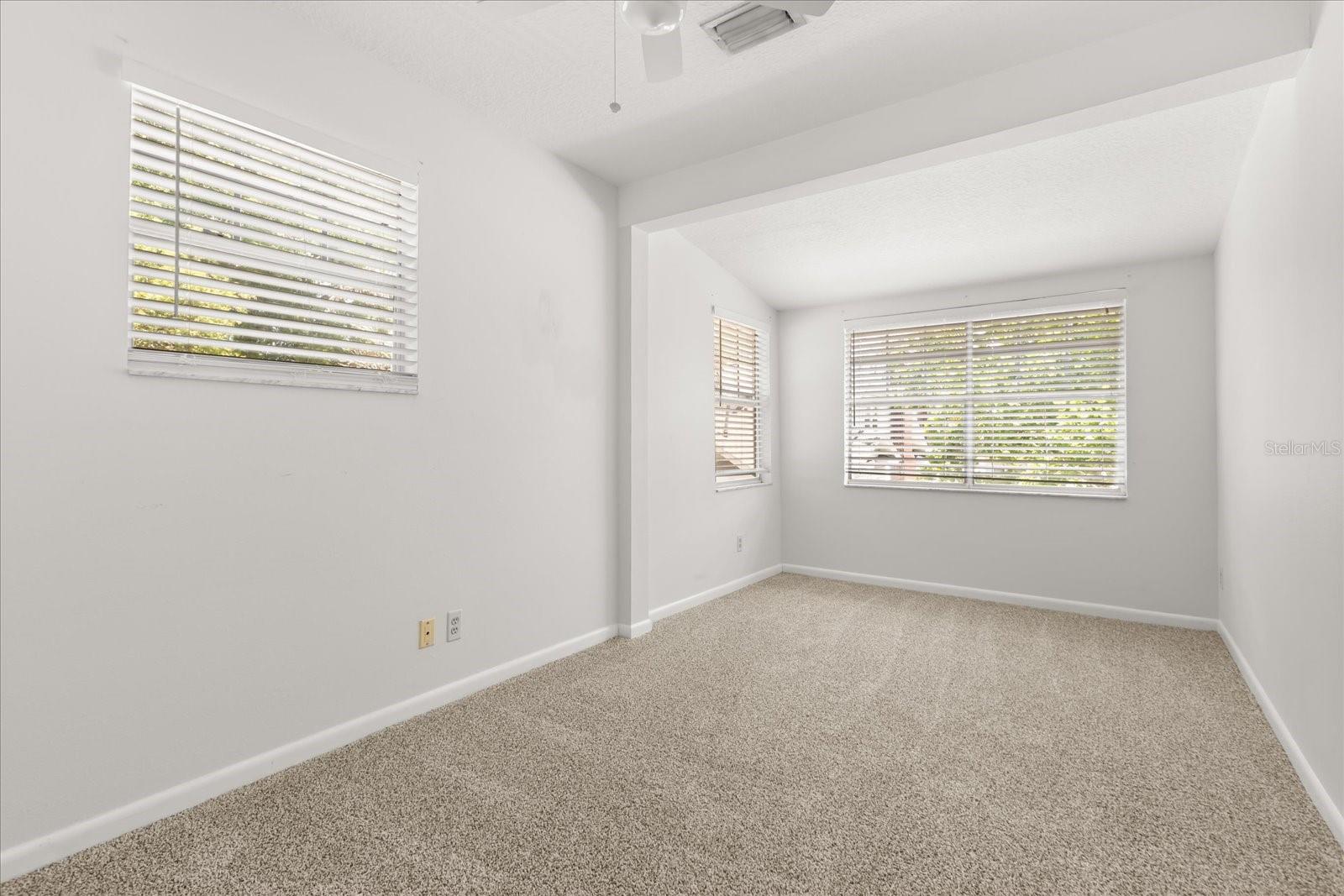 ORANGE PARK - Residential