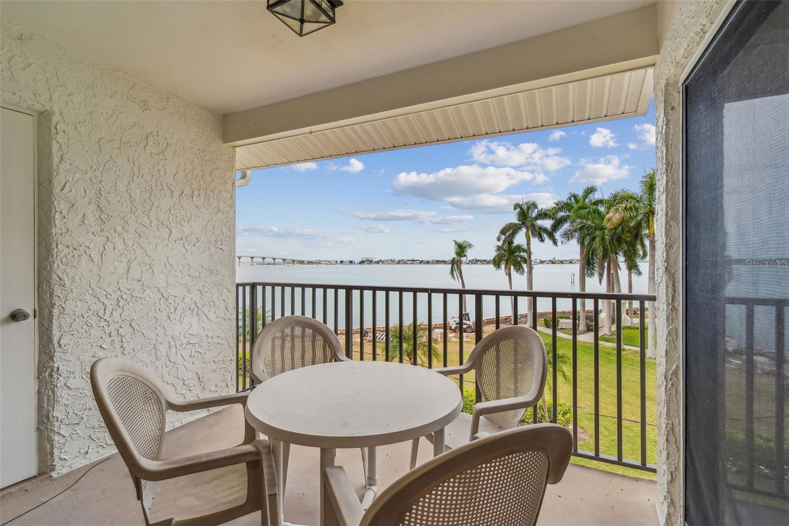 BAHIA DEL MAR IV - Residential