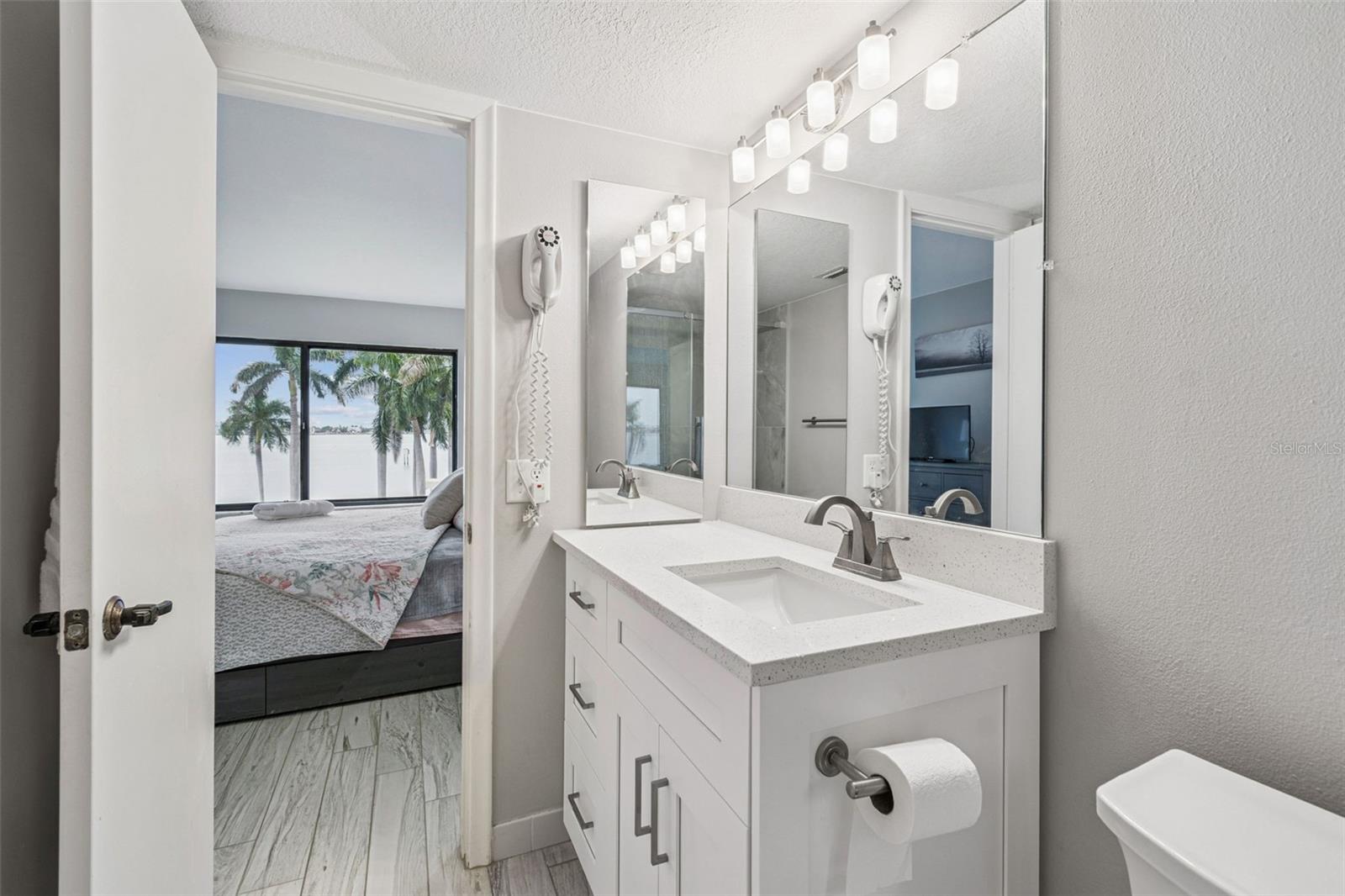 BAHIA DEL MAR IV - Residential