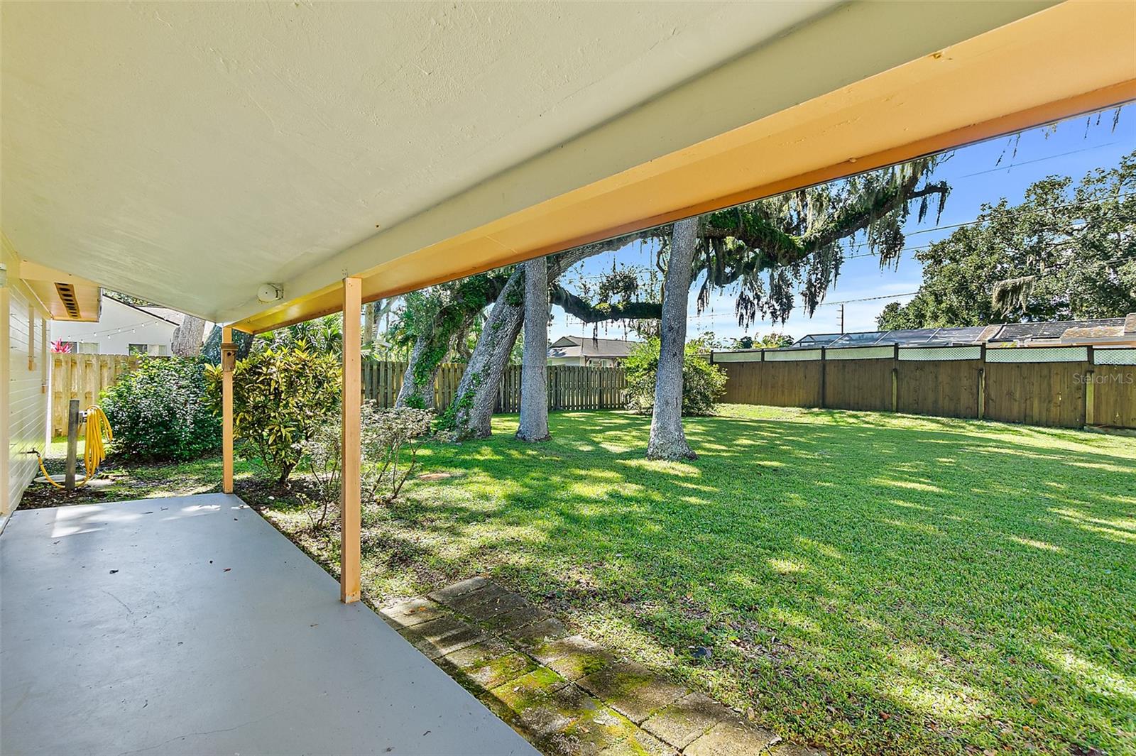 FLORIDA SHORES - Residential