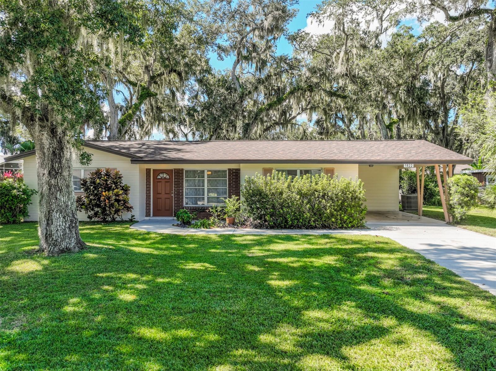 1822 MANGO TREE DRIVE
