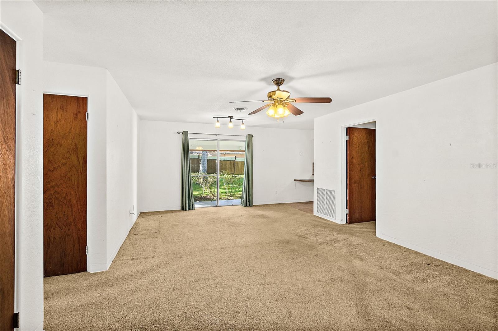 1822 MANGO TREE DRIVE