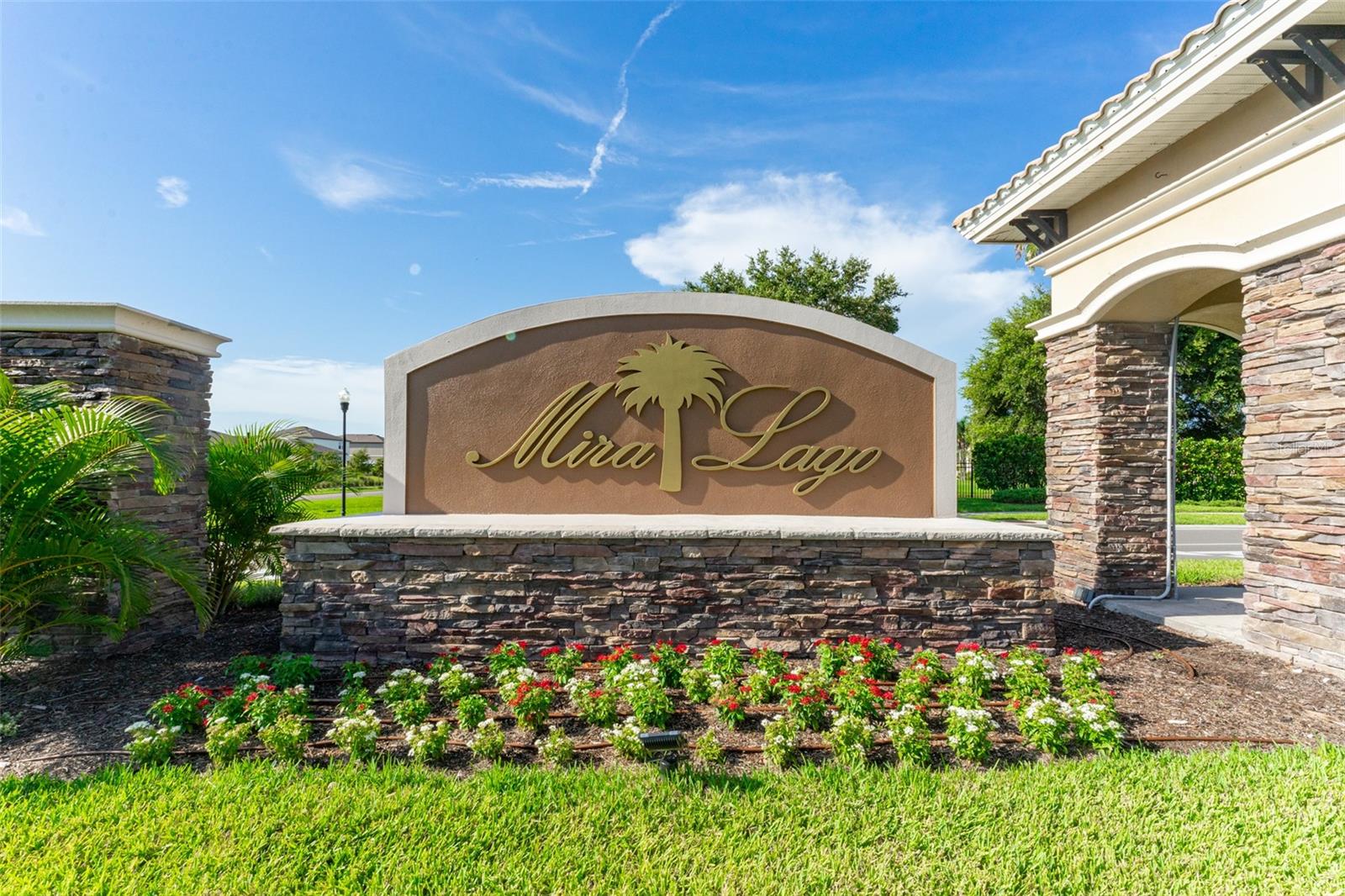 529 VISTA RIDGE DR