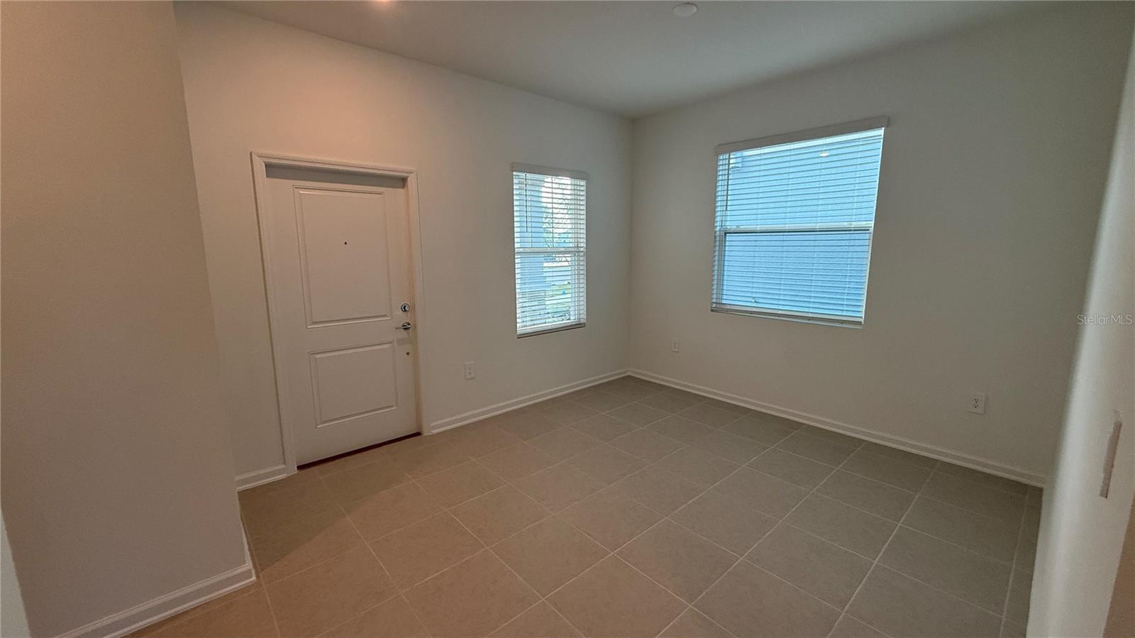 WELLNESS RIDGE PHASE 3 PB 85 PG 28-38 LOT 998 ORB - Residential Lease