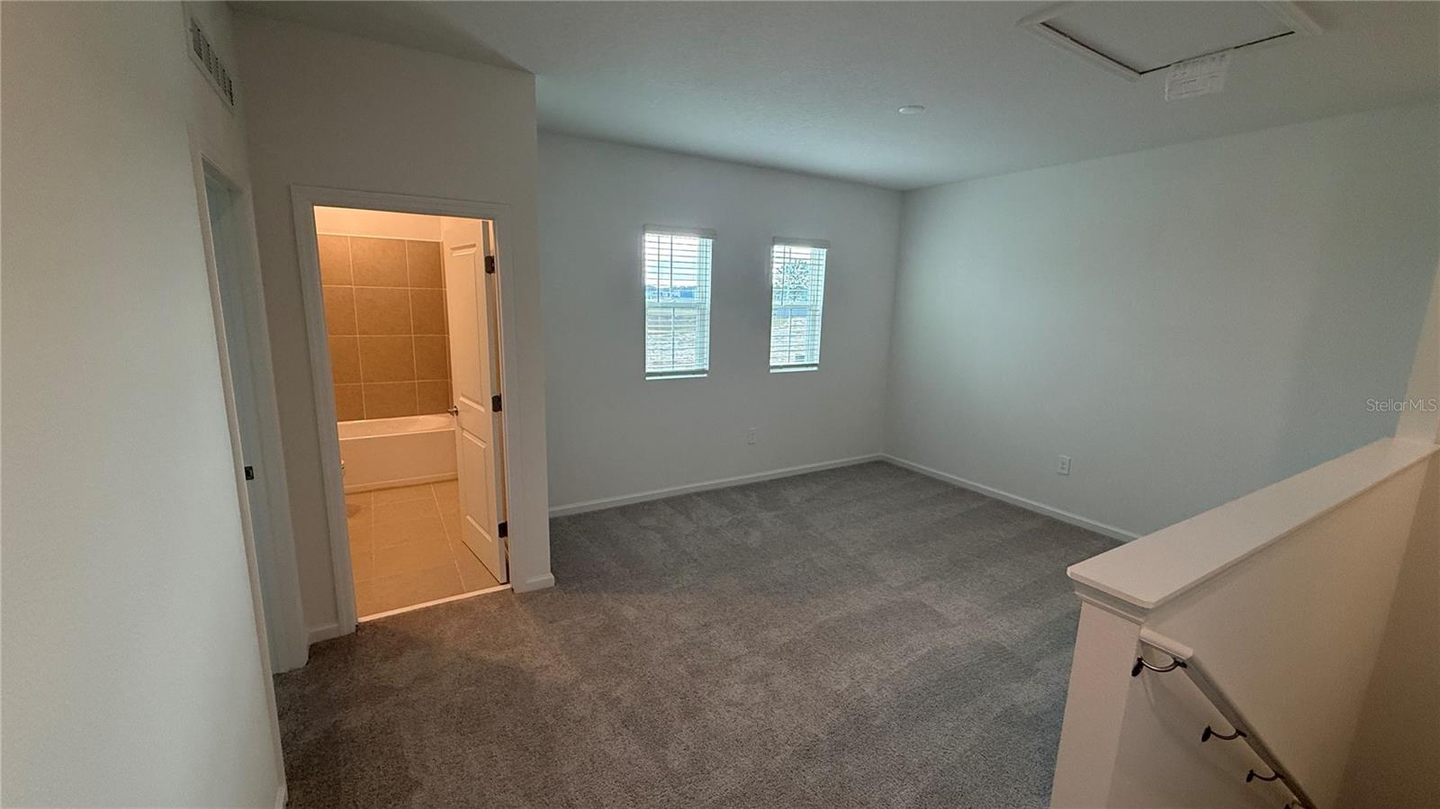 WELLNESS RIDGE PHASE 3 PB 85 PG 28-38 LOT 998 ORB - Residential Lease